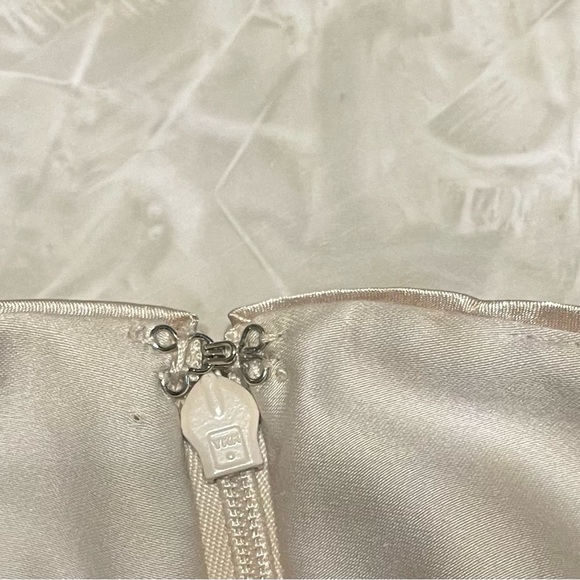 WHBM Sequined Silver & Gold Mini Skirt Size 2 - EUC - Picture 7 of 8